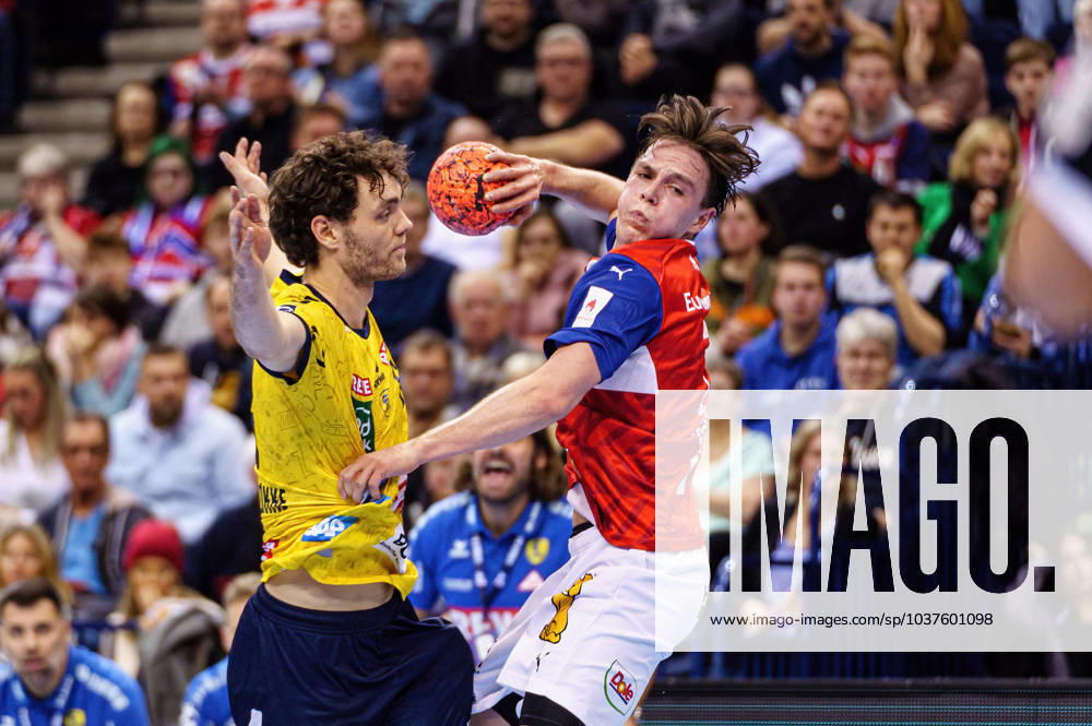 Throw Goal Leif Tissier Handball Sport Verein Hamburg, 07 GER, Handball Sport Verein Hamburg vs Rhein Neckar Loewen, Bundesliga, Matchday 15, Season 2023 2024, 02 12 2023 GER, Handball Sport Verein Hamburg vs Rhein Neckar Loewen, Bundesliga, Matchday 15, Season 2023 2024, 02 12 2023 Hamburg