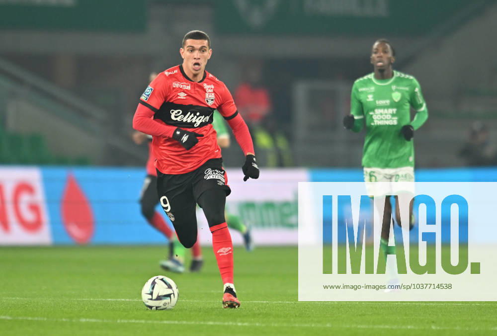 Amine El Ouazzani (guingamp) FOOTBALL : AS Saint-Etienne vs En Avant Guingamp - Ligue 2 - 05 12 2023 FredericChambert Panoramic