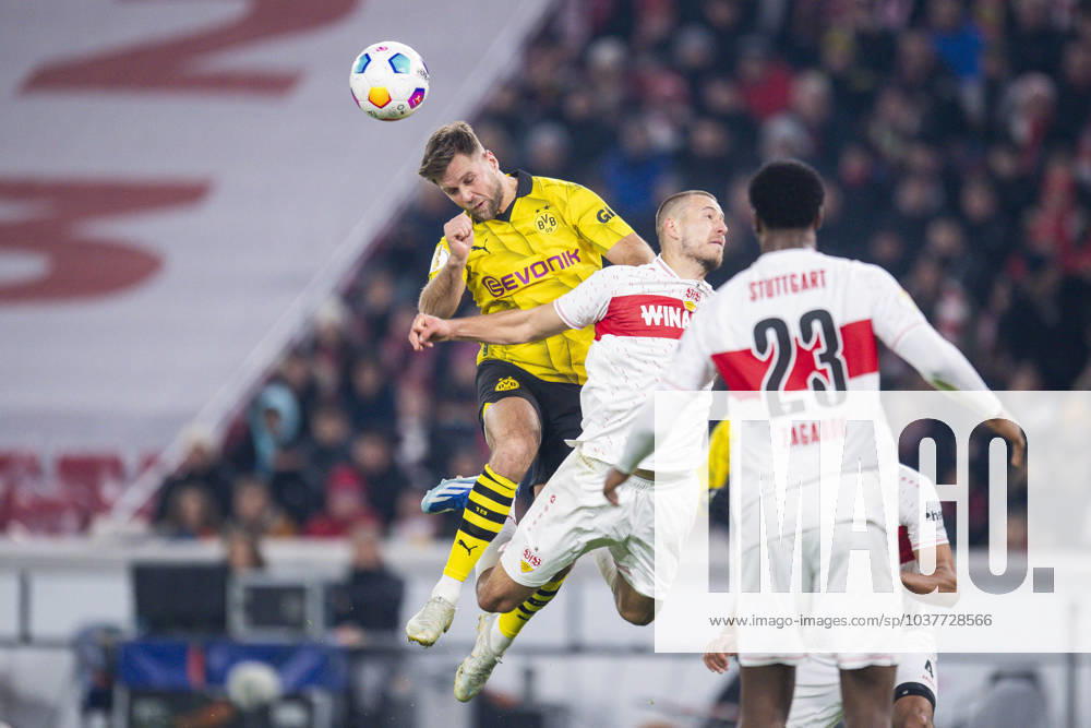 Soccer, 2023 2024, DFB Cup, Round of 16, VfB Stuttgart Borussia Dortmund L M Niclas Füllkrug Dortmund , Waldemar Anton Stuttgart DFB REGULATIONS PROHIBIT ANY USE OF PHOTOGRAPHS AS IMAGE SEQUENCES AND OR QUASI VIDEO Stuttgart Baden Württemberg Germany MHPArena Stuttgart