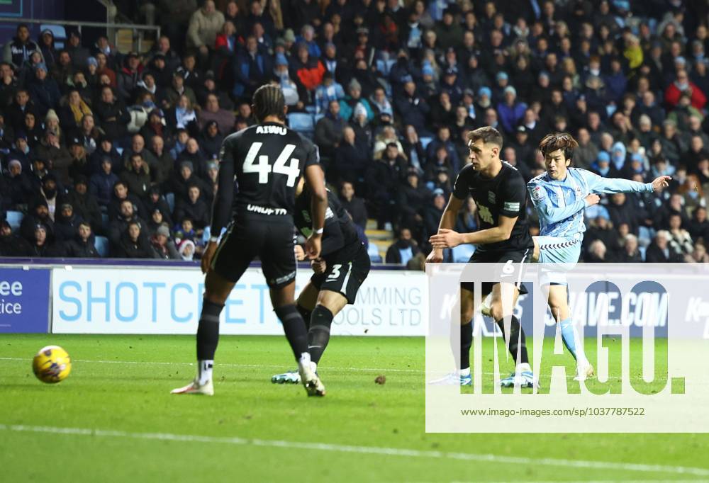 Tatsuhiro Sakamoto of Coventry City shoots at goal. Coventry City v Birmingham City, EFL Sky Bet Championship, Football, Coventry Building Society Arena, Coventry, UK - 08 Dec 2023
