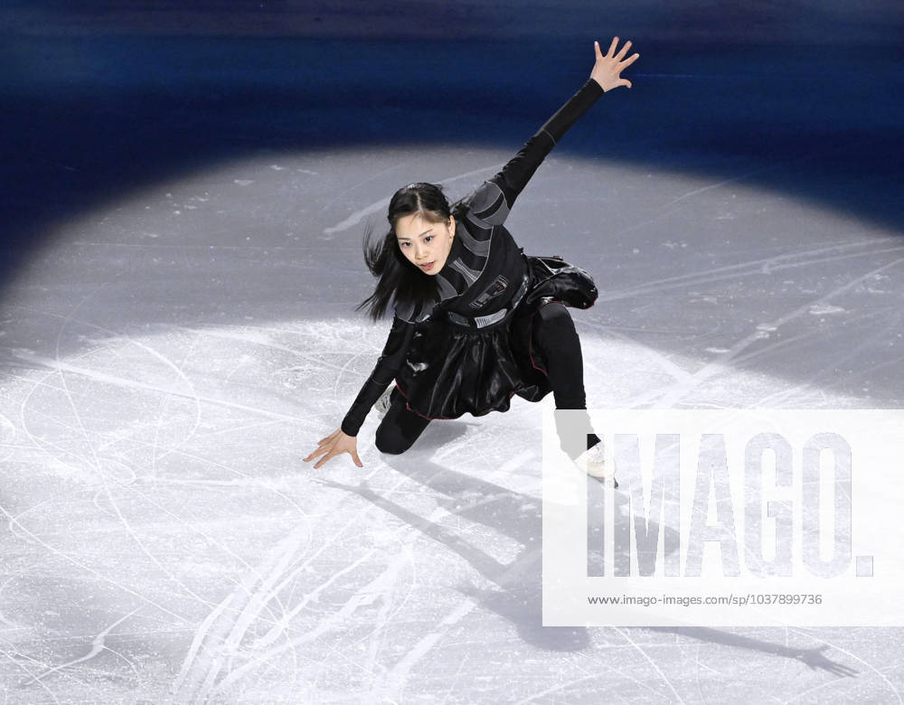 Figure skating, Eiskunstlauf exhibition gala after Grand Prix Final Hana Yoshida of Japan performs during the exhibition gala at the Grand Prix Final figure skating competition in Beijing on Dec. 10, 2023. A14AA0002223692P