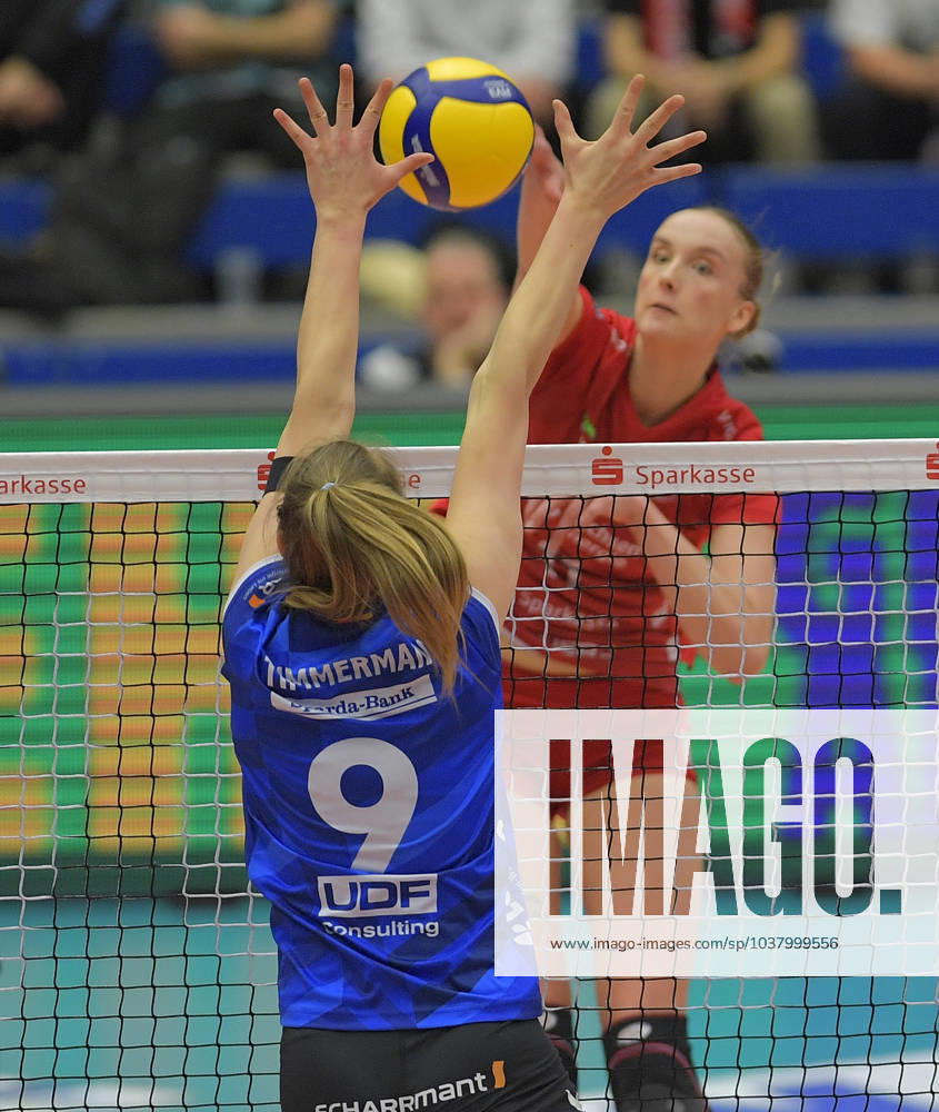 Dresdens Grace Frohling against Stuttgarts Eline Timmerman, Dresdner SC MTV Allianz Stuttgart, volleyball, DVV Cup, semi-final, Dresden Germany