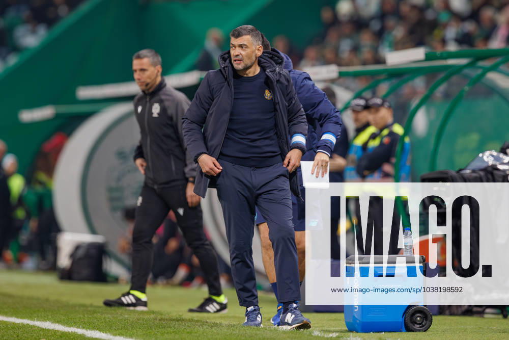Sergio Conceicao during Liga Portugal 23 24 game between Sporting CP and FC Porto, Estadio Jose Alvalade, Lisbon, Portugal. (Maciej Rogowski) Lisbon Estadio Jose Alvalade Portugal