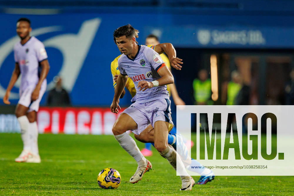 Hector Hernandez during Liga Portugal 23 24 game between GD Estoril Praia and GD Chaves at Estadio Antonio Coimbra da Mota, Estoril, Lisbon, Portugal. (Maciej Rogowski) Lisbon Estadio Antonio Coimbra da Mota Portugal