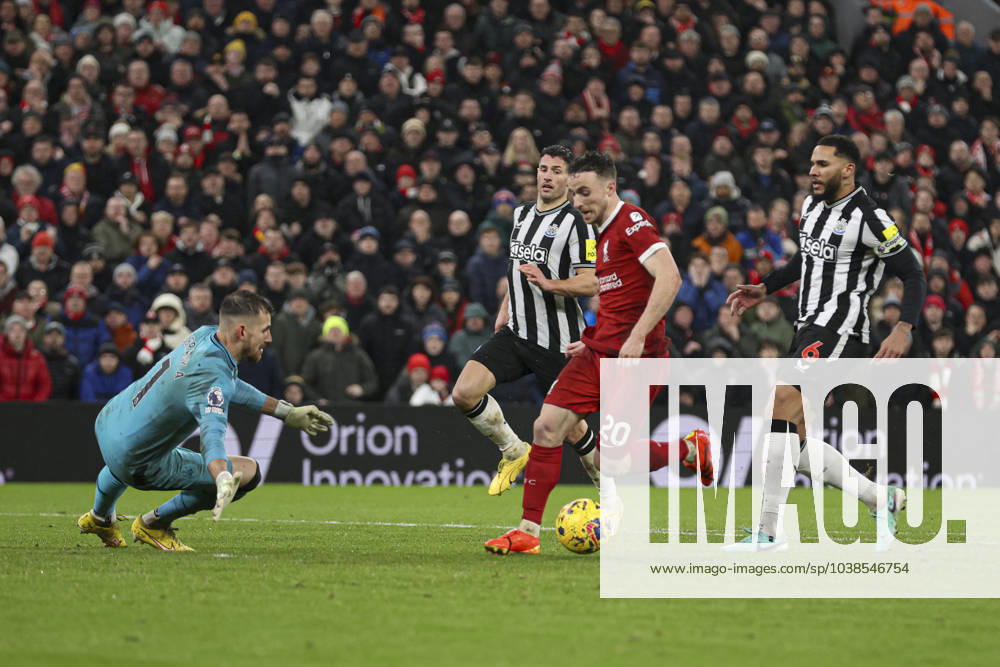 Football - 2023 2024 Premier League - Liverpool vs Newcastle United - Anfield - Monday 1st January 2024. Diogo Jota of Liverpool is brought down by Martin Dubravka of Newcastle United for a penalty