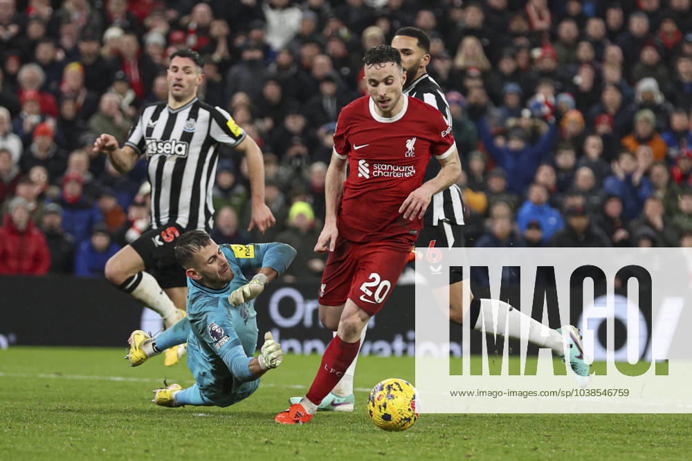 Football - 2023 2024 Premier League - Liverpool vs Newcastle United - Anfield - Monday 1st January 2024. Diogo Jota of Liverpool is brought down by Martin Dubravka of Newcastle United for a penalty