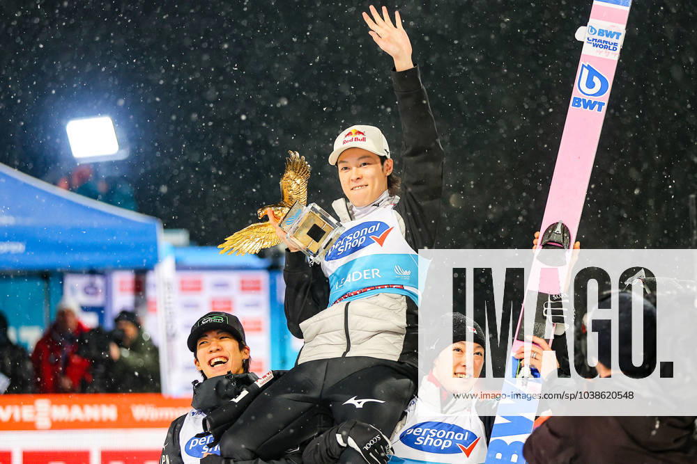 KW01 Ski jumping, Skispringen, Ski, nordisch - FIS WC Bischofshofen BISCHOFSHOFEN,AUSTRIA,06.JAN.24 - NORDIC SKIING, SKI JUMPING - FIS World Cup, Four Hills Tournament, large hill, men. Image shows Ryoyu Kobayashi (JPN). GEPAxpictures xThomasxBachun