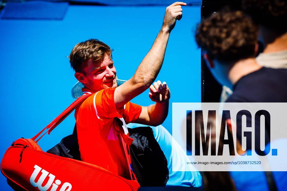 David Goffin ATP, Tennis Herren 107) signs autographes after a men s qualifying singles first round game between Belgian Goffin and Italian Travaglia, at the Australian Open Grand Slam tennis tournament, Tuesday 09 January 2024 in Melbourne Park, Melbourne, Australia. The 2024 edition of the Australian Grand Slam takes place from January 14th to January 28th. PATRICKxHAMILTON x83681157x