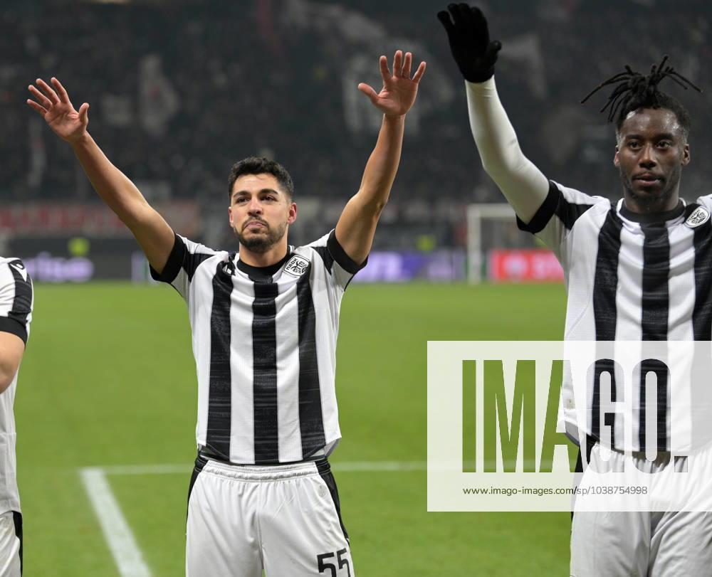 PAOK Rafa Soares cheers with the team after the victory photographed at the soccer Conference League match Eintracht Frankfurt vs PAOK Saloniki on 30 11 2023 in Frankfurt