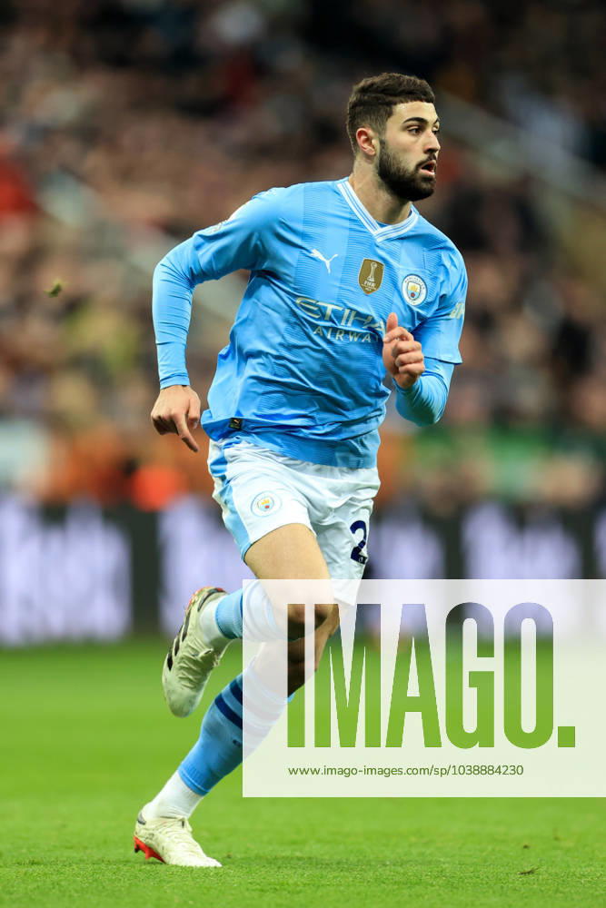 Fußball Premier League Newcastle United gegen Manchester City 13. Januar 2024 Premier League Newcastle United gegen Manchester City Josko Gvardiol von Manchester City Foto Simon Stacpoole Abseits Newcastle upon Tyne UK