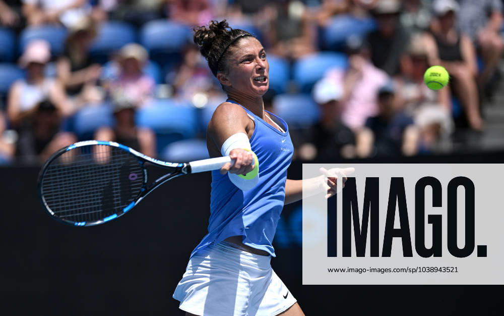 TENNIS AUSTRALIAN OPEN, Sara Errani of Italy returns during her first round match against Storm Hunter of Australia on Day 2 of the 2024 Australian Open at Melbourne Park in Melbourne, Monday, January 15, 2024. ( NO ARCHIVING, , NO USE IN BOOKS WITHOUT CONSENT MELBOURNE VICTORIA AUSTRALIA