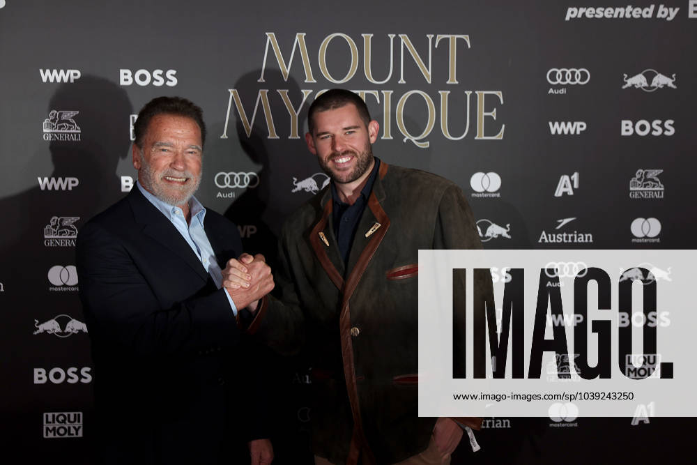 KW03 ALPINE SKIING - FIS WC Kitzbuehel KITZBUEHEL,AUSTRIA,20.JAN.24 - ALPINE SKIING - FIS World Cup, Hahnenkamm-race, side event, Kitz Race Party. Image shows Arnold Schwarzenegger with his son Christopher. GEPAxpictures Oberlaender