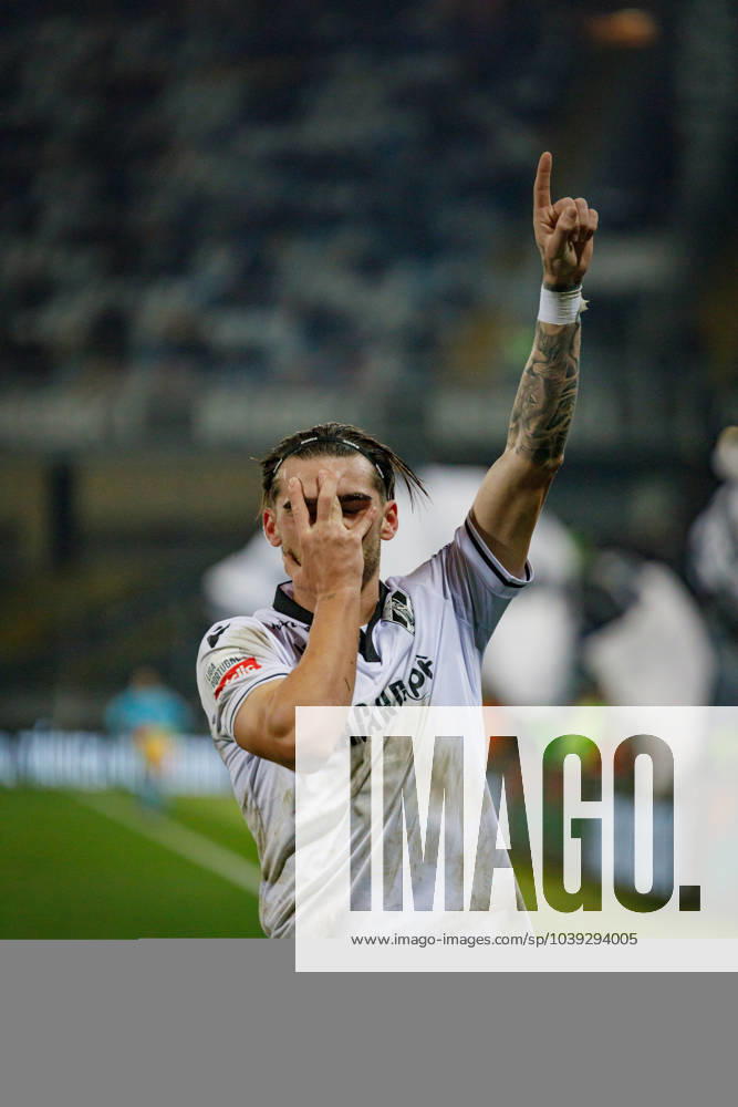 Jota Silva celebrates after scoring goal during Liga Portugal 23 24 game between Vitoria Clube and CF Estrela Amadora at Estadio Dom Afonso Henriques, Guimaraes, Portugal. (Maciej Rogowski) Guimaraes Estadio Dom Afonso Henriques Portugal