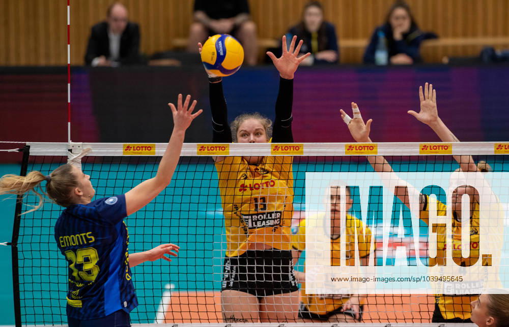 Volleyball Bundesliga VfB Suhl Lotto Thüringen SSCPalmberg Schwerin v lLaura Emonts 13 SSC Palmberg Schwerin ,Lena Kindermann 13 VfB Suhl Lotto Thüringen and Roosa Laakkonen 04 VfB Suhl Lotto Thüringen Action Press photo Gerhard König Volleyball Bundesliga