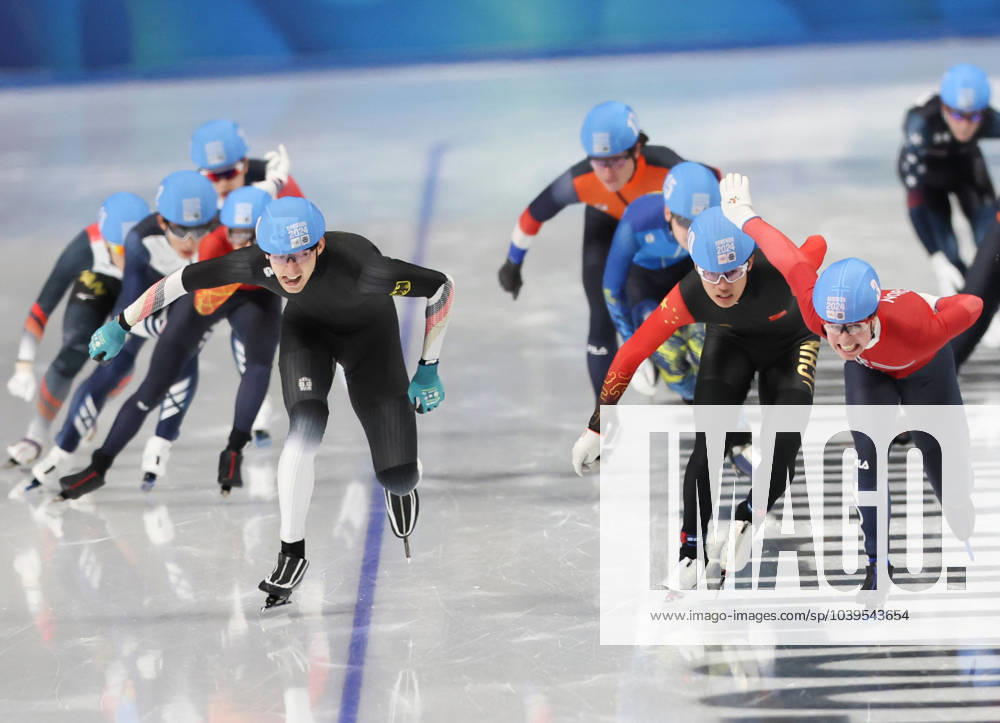 Bilder des Jahres 2024, Sport 01 Januar Bilder des Jahres 2024, Sport 01 Januar (240126) -- GANGNEUNG, Jan. 26, 2024 -- Finn Sonnekalb (1st L, Front) of Germany, Pan Baoshuo (C, front) of China and Eirik Andersen of Norway (1st R, Front) of Norway compete during the men s mass start final of Speed skating, Eisschnelllauf event at the Gangwon 2024 Winter Youth Olympic Games, Olympische Spiele, Olympia, OS in Gangneung, South Korea, Jan. 26, 2024. ) (SP)SOUTH KOREA-GANGNEUNG-WINTER YOUTH OLYMPIC GAMES-SPEED SKATING-MEN S MASS START YaoxQilin