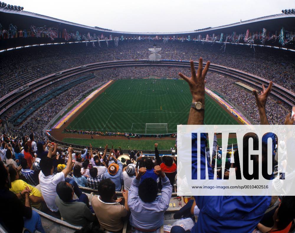 Fans im Aztekenstadion in Mexiko City anlässlich der WM 1986