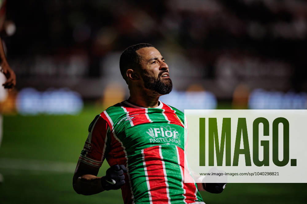 Aloisio celebrates after scoring goal during Liga Portugal 23 24 game between CF Estrela Amadora and Portimonense SC at Estadio Jose Gomes, Amadora, Lisbon, Portugal. (Maciej Rogowski) Lisbon Estadio Jose Gomes Portugal