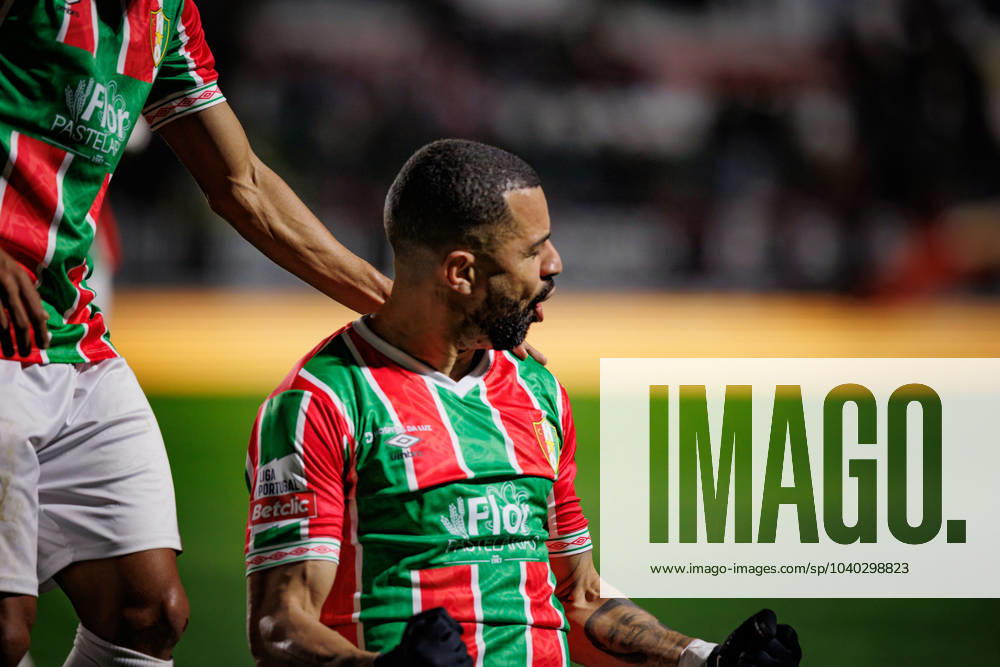 Aloisio celebrates after scoring goal during Liga Portugal 23 24 game between CF Estrela Amadora and Portimonense SC at Estadio Jose Gomes, Amadora, Lisbon, Portugal. (Maciej Rogowski) Lisbon Estadio Jose Gomes Portugal