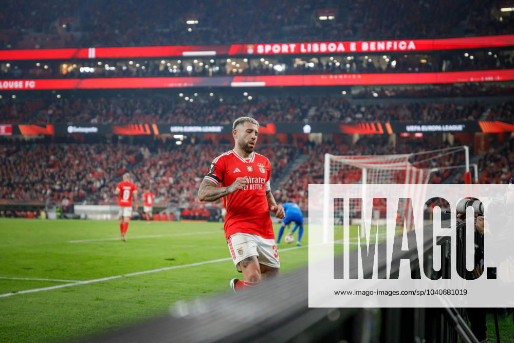 Nicolas Otamendi during UEFA Europa League 23 24 game between SL Benfica and Toulouse FC at Estadio Da Luz, Lisbon, Portugal. (Maciej Rogowski) Lisbon Estadio Da Luz Portugal