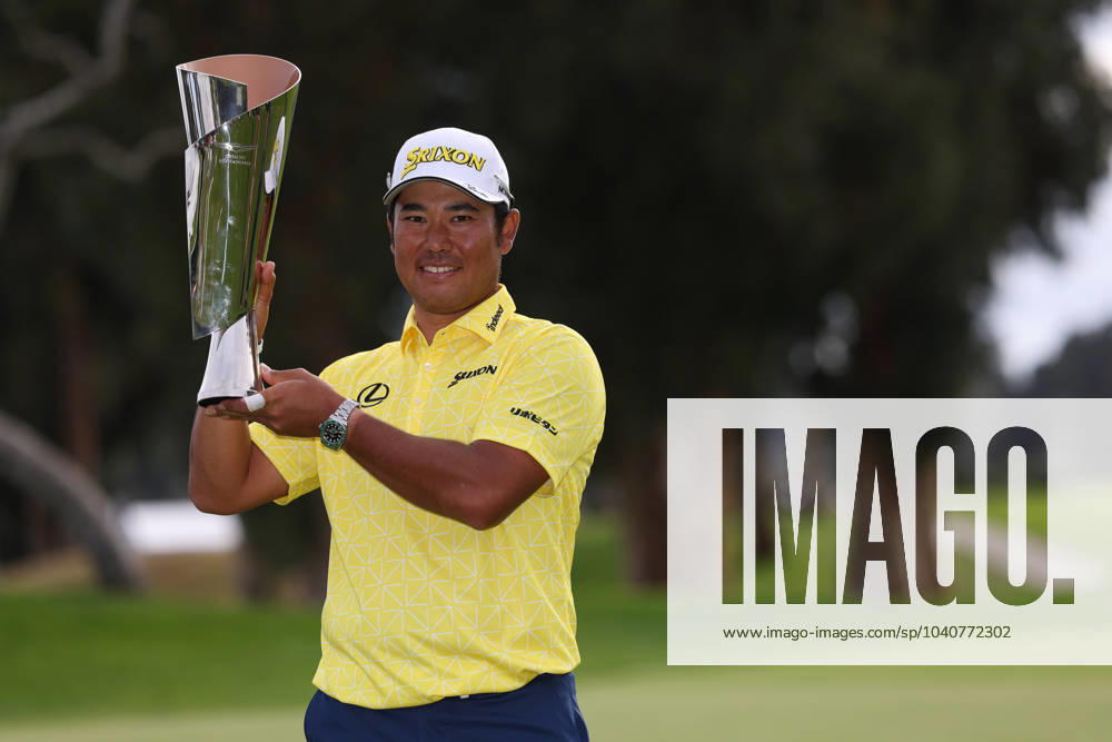 HIDEKI MATSUYAMA poses with the tournament trophy after the final round of The Genesis Invitational at Riviera Country Club in Pacific Palisades, California. Pacific Palisades USA - ZUMAt158 20240218_zsp_t158_045
