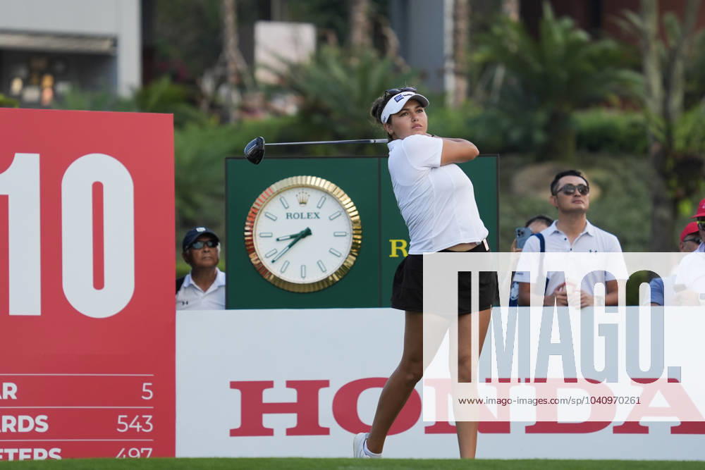 Honda LPGA, Golf Damen Thailand 2024 Alexa Pano from the USA is playing her tee shot during the first round of the Honda LPGA Thailand 2024 at Siam Country Club Old Course in Chonburi, Thailand, on February 22, 2024. Chonburi Thailand