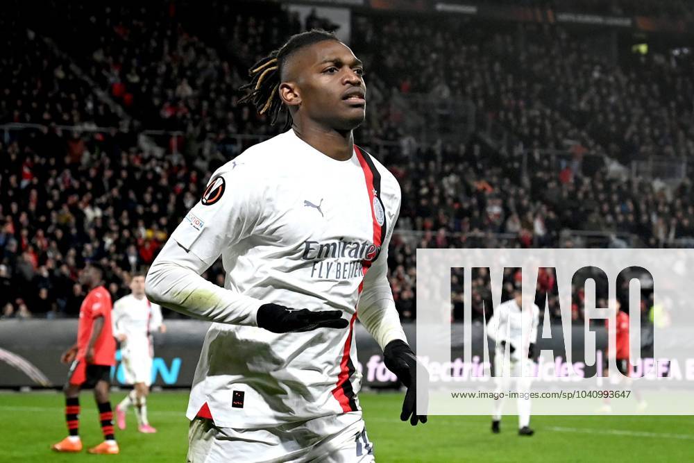 Stade Rennais - Milan AC PHOTOPQR OUEST FRANCE Marc OLLIVIER ; Rennes ; 22 02 2024 ; But de Rafael Leão Ailier gauche de Milan FC Stade Rennais - Milan AC Le match retour du quart de finale de la Ligue Europa entre le Stade Rennais et l AC Milan a lieu ce jeudi 22 février 2024 à Rennes. Rennes France