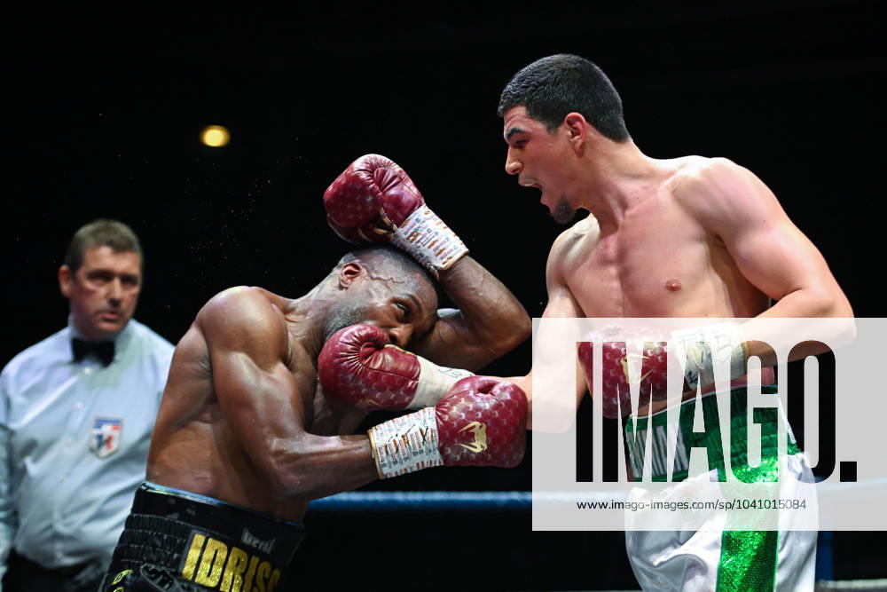 KW08 Mustapha Zaoche ( France ) vs Idriss Dogbegan ( France ) during a fight at Le Zenith on February 22, 2024 in Paris, France. ( Photo by federico pestellini panoramic ) - BOXE : Gala Samake Promotion - Paris - 22 02 2024 FedericoPestellini Panoramic