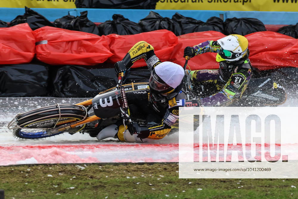 Texom European Individual Ice Speedway Championship 2024 round 1 2024.02.24 Sanok, Poland, Ice Speedway Texom European Individual Ice Speedway Championship 2024 round 1 (1 Runda Indywidualnych Mistrzostw Europy w Zuzlu Na Lodzie) op: Heikki Huusko, Max Niedermaier