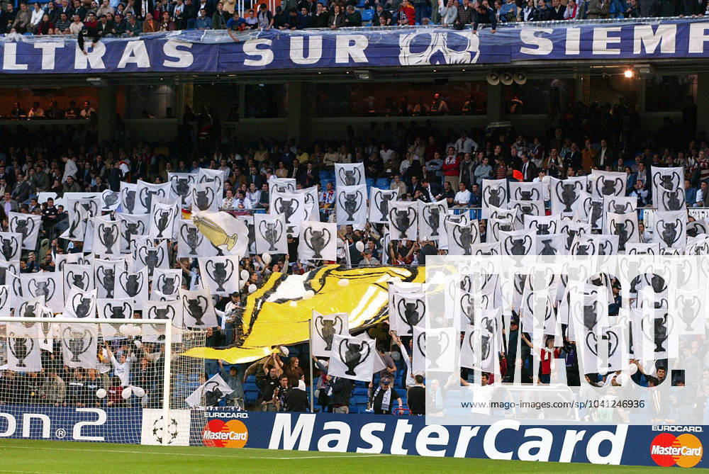 Onderwerp Subject: Real Madrid (3-1) Champions League Reklame: Club Team Country: Real Madrid Seizoen Season: 2002 2003 FOTO PHOTO: Real Madrid s stadium SANTIAGO BERNABEU supporters MADRID ESP Content not available for redistribution in The Netherlands directly or indirectly through any third parties.
