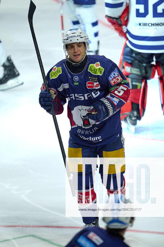 Frederik Tiffels Eisbaeren Berlin, 95 is happy about his goal, GER, Eisbaeren Berlin vs Iserlohn Roosters, Ice Hockey Men, German Ice Hockey League, Penny DEL, Season 2023 2024, 49 Matchday, 25 02 2024 GER, Eisbaeren Berlin vs Iserlohn Roosters, Ice Hockey Men, German Ice Hockey League, Penny DEL, Season 2023 2024, 49 Matchday, 25 02 2024 Berlin