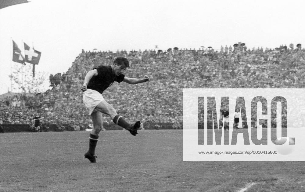 WM Finale 1954 in Bern - BR Deutschland - Ungarn 3:2 - Sandor Kocsis (Ungarn)