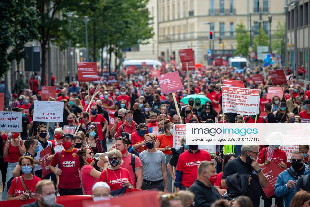Berlin GER, Berlin, city centre, alarmstuferot, major demonstration