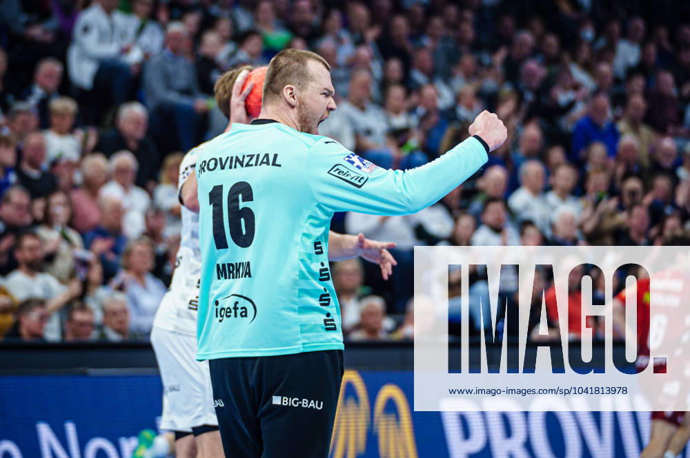 Cheers after Tomas Mrkvas save THW Kiel, 16 GER, THW Kiel vs HBW Balingen Weilstetten, Handball, Bundesliga, Matchday 24, Season 2023 2024, 02 03 2024 GER, THW Kiel vs HBW Balingen Weilstetten, Handball, Bundesliga, Matchday 24, Season 2023 2024, 02 03 2024 Kiel