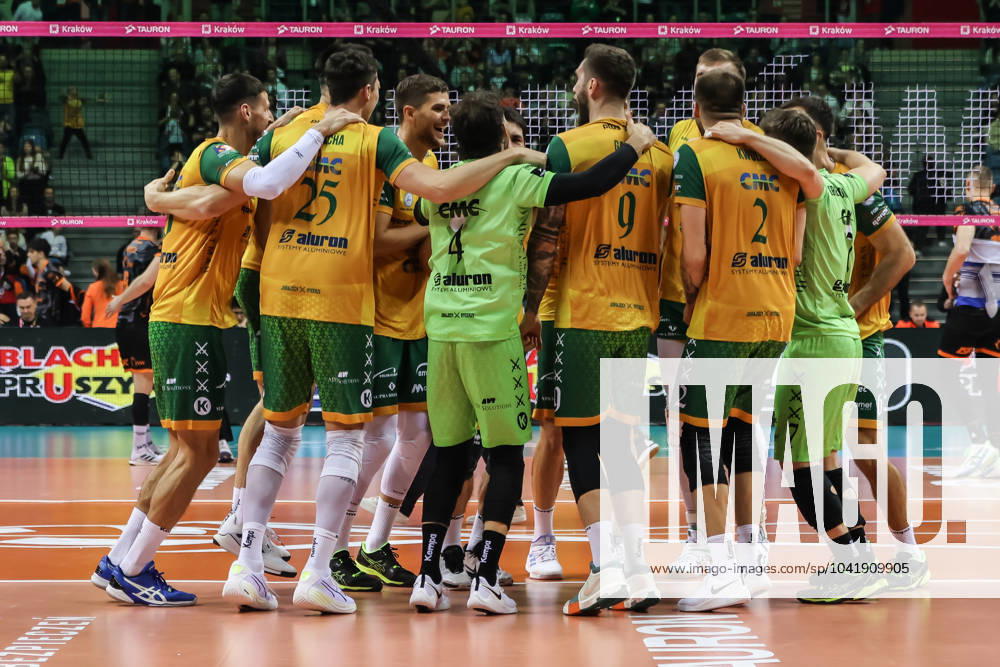 Tauron Polish Mens Volleyball Cup 2024 - final - Jastrzebski Wegiel vs Aluron CMC Warta Zawiercie 03.03.2024 Krakow (Cracow) Poland, Voleyball (siatkowka), Tauron Polish Mens Volleyball Cup - final (TAURON Puchar Polski Mezczyzn 2024), Sezon (Season) 2024, Jastrzebski Wegiel - Aluron CMC Warta Zawiercie op: Aluron CMC Warta Zawiercie - win celebraion celebracja zwyciestwa)