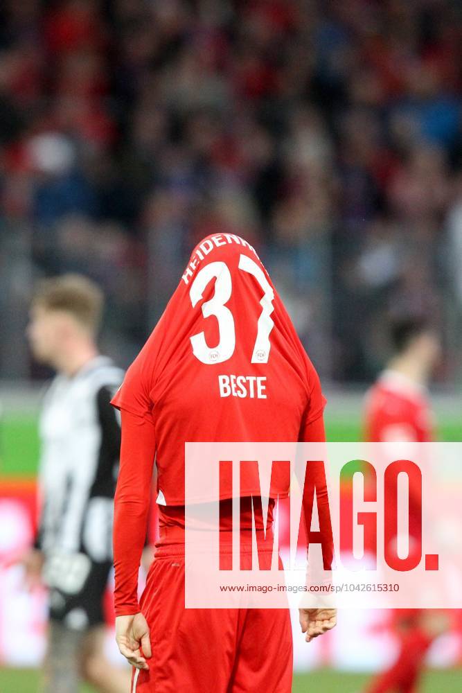 Jan Niklas Beste 1 FC Heidenheim 1846 looking disappointed, disappointment, disappointed, single image, 16 03 2024, Heidenheim Germany , Football, Bundesliga, 1 FC Heidenheim 1846 Borussia Mönchengladbach, DFB DFL REGULATIONS PROHIBIT ANY USE OF PHOTOGRAPHS AS IMAGE SEQUENCES AND OR QUASI VIDEO