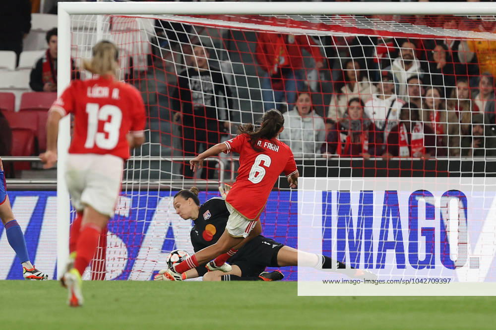 UEFA Women s Champions League 2023 24 1 4 Final SL Benfica Olympique Lyon, goal for 1 0 Andreia Faria SL Benfica , Christiane Endler Olympique Lyon