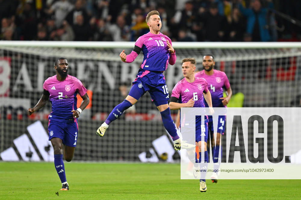 football international, Germany Netherlands, v l goal celebration after the goal celebrating the goal celebrate 1 1 by Maximilian Mittelstädt German national football team DFB Frankfurt am Main