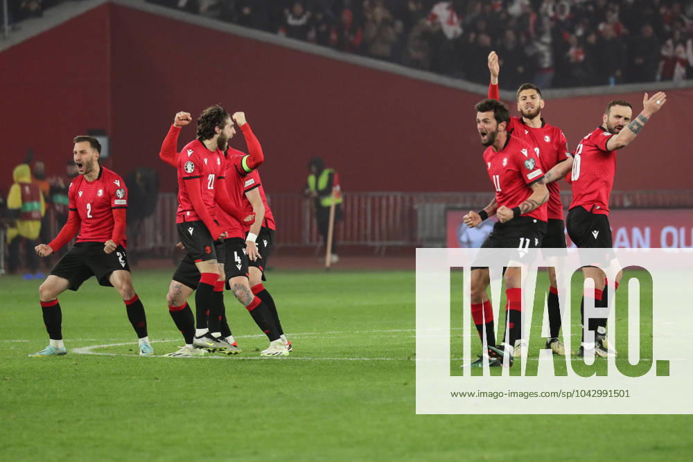 KW13 The players of Georgia celebrate the victory after the UEFA European Championship, EM, Europameisterschaft Qualifying match between Georgia and Greece at the The Boris Paitchadze Dinamo Arena on March 26, 2024 in Tbilisi, Georgia. Tbilisi Boris Paitchadze Dinamo Arena, Akaki Tsereteli Avenue, Didube, Tbilisi, 0112, Georgia Georgia
