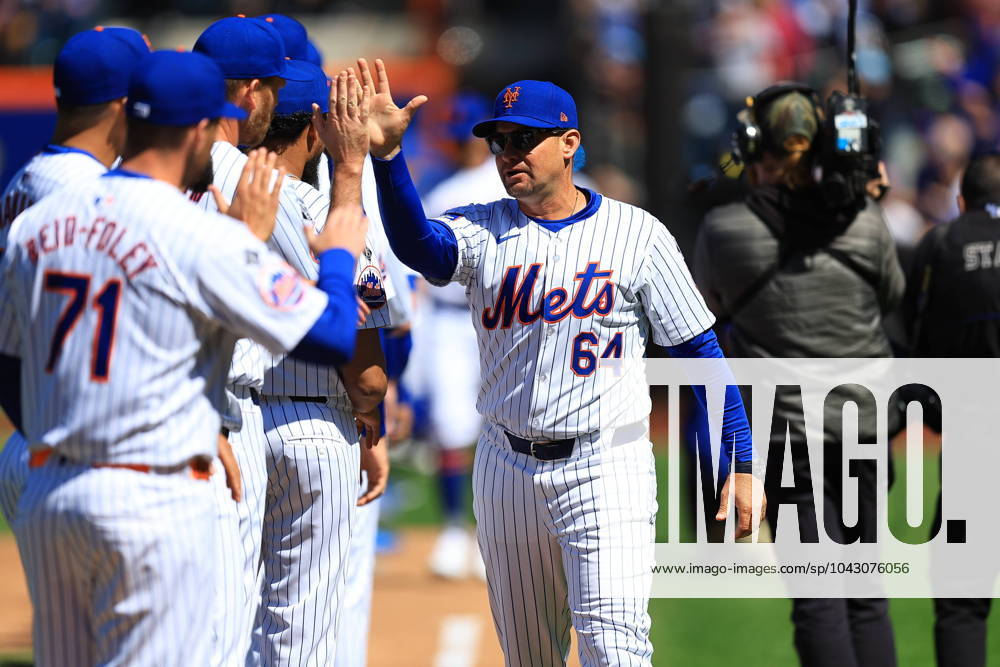 MLB, Baseball Herren, USA Opening Day - Brewers Vs Mets Carlos Mendoza, manager of the New York Mets 64, is being introduced during the opening day MLB baseball game against the Milwaukee Brewers at Citi Field in New York City, NY, on March 29, 2024. New York N.Y. United States