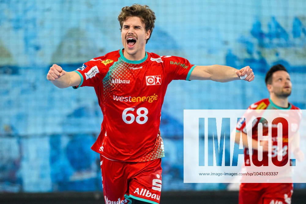 2 HBL 23 24 SG BBM Bietigheim vs TUSEM Essen Tim Mast TUSEM Essen Jubel Freude Emotion Torjubel Torschuetze Torschütze Bietigheim Bissingen Egetrans Arena Baden Württemberg Germany
