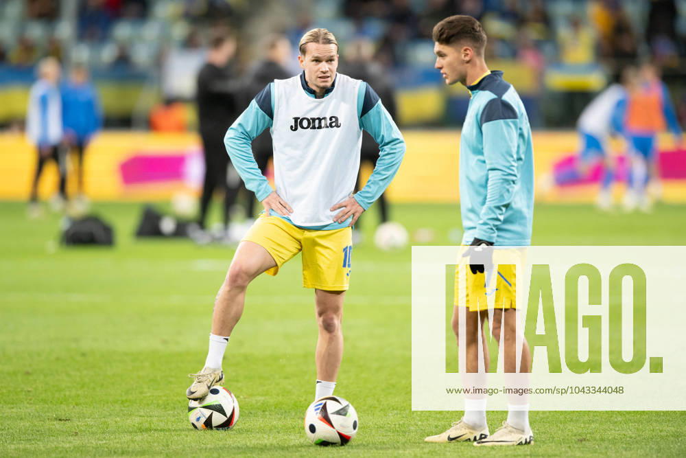 WROCLAW 26.03.2024 FINALOWY MECZ BARAZOWY ELIMINACJE DO MISTRZOSTW EUROPY 2024: UKRAINA - ISLANDIA --- UEFA EURO, EM, Europameisterschaft,Fussball 2024 QUALIFICATION FINAL PLAY-OFF MATCH: UKRIANE - ICELAND Mykhailo Mudryk , Georgiy Sudakov FOT. PAWEL LIPNICKI 400mm.pl NEWSPIX.PL --- Newspix.pl WI9_8311