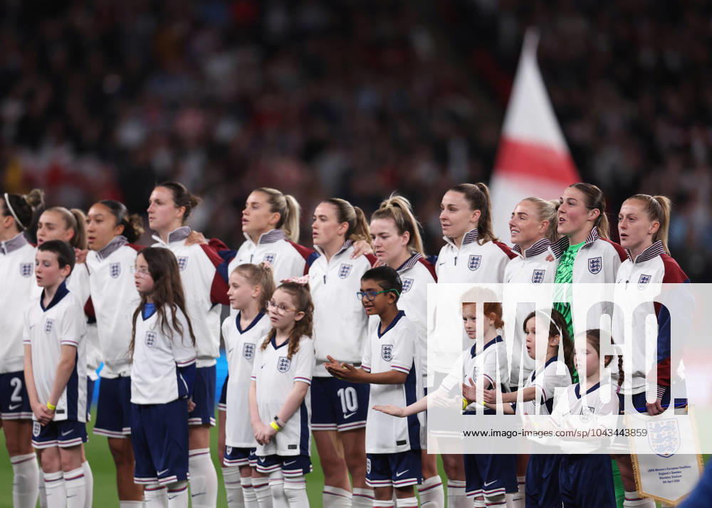 London, England, 5th April 2024. The England team sing the nations anthem during the UEFA Women s European Qualifier match at Wembley Stadium, London. Picture: Paul Terry Sportimage . SPI-3058-0240