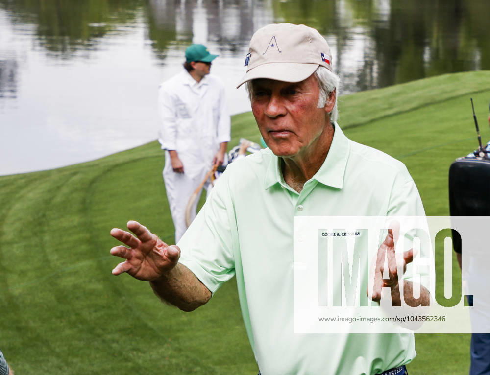 Ben Crenshaw walks off the fifth green during the Par 3 contest at the Masters Tournament at Augusta National Golf Club in Augusta, Georgia on Wednesday, April 10, 2024. AUG20240410547 TANNENxMAURY