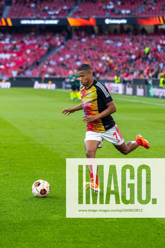 David Neres of SL Benfica seen in action during the UEFA Europa League 2023 24 match between SL Benfica and Olympique de Marseille at EstÂ·dio do Lisboa e Benfica. Final score SL Benfica 2- 1 Olympique de Marseille. Lisbon Portugal - ZUMAs197 20240411_aaa_s197_463