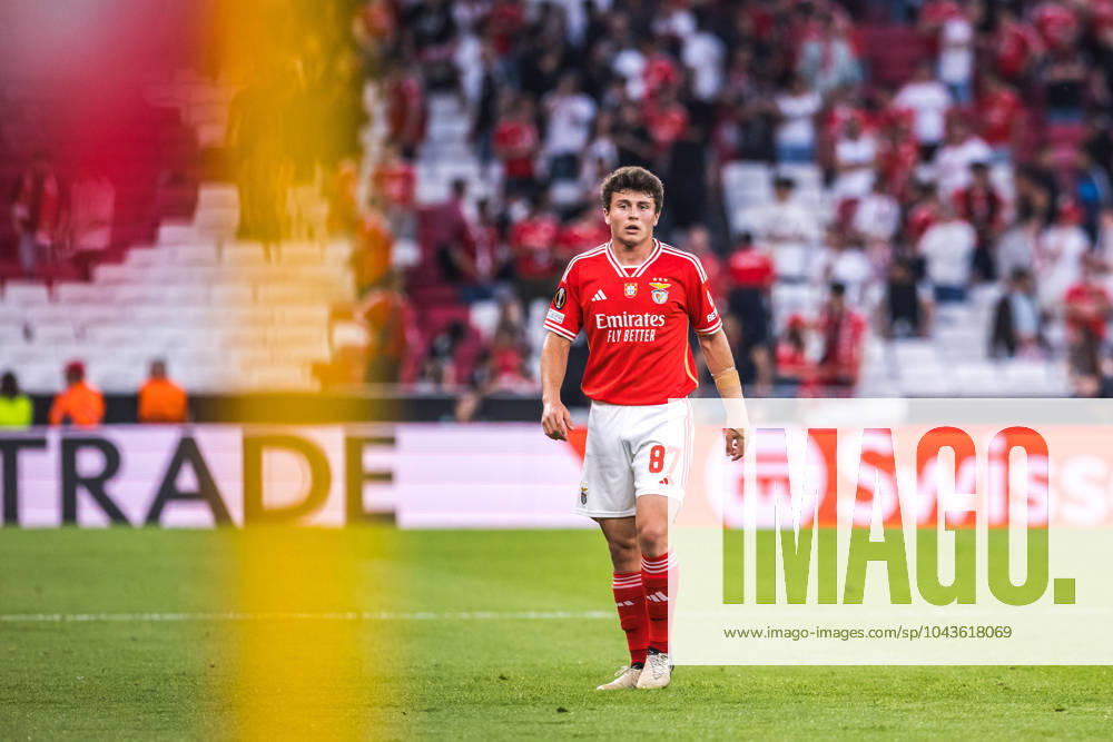Joao Neves of SL Benfica in action during the UEFA Europa League quarterfinal first leg match between SL Benfica and Olympique de Marseille at Estadio da Luz in Lisbon. Lisbon Portugal - ZUMAs197 20240411_aaa_s197_543