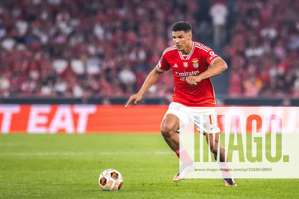 SL Benfica Vs Olympique de Marseille in Lisbon, Portugal - 11 Apr 2024 Alexander Bah of SL Benfica in action during the UEFA Europa League quarterfinal first leg match between SL Benfica and Olympique de Marseille at Estadio da Luz in Lisbon. (Final score: SL Benfica 2 - 1 Olympique de Marseille) Lisbon Portugal