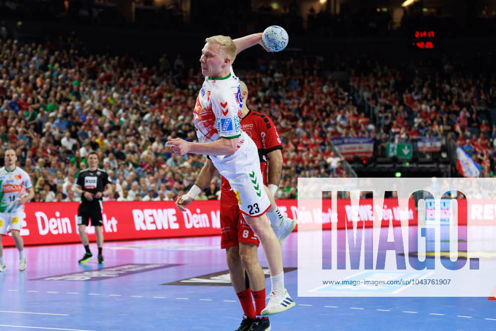Magnus Saugstrup SC Magdeburg, 23 scores a goal, Action, Goal throw SC Magdeburg SCM vs MT Melsungen MTM , Handball, DHB Pokal Maenner, Final, REWE Final4, Season 2023 2024, 14 04 2024 SC Magdeburg SCM vs MT Melsungen MTM , Handball, DHB Pokal Maenner, Final, REWE Final4, Season 2023 2024, 14 04 2024 Koeln