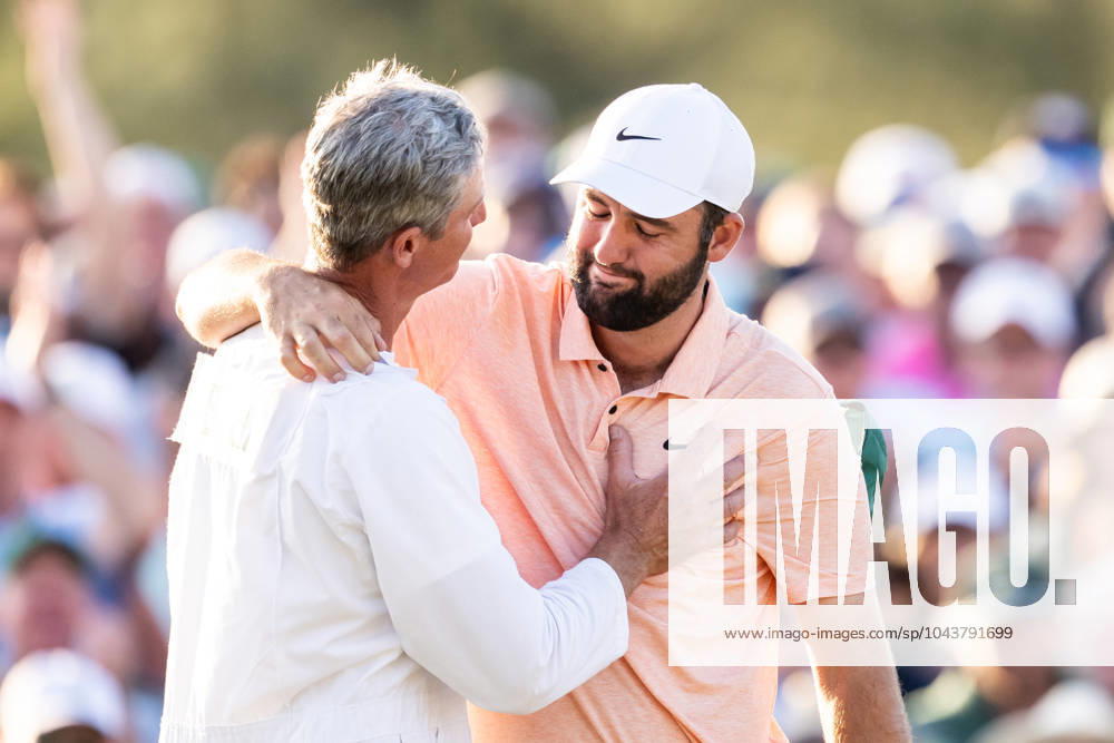 Scottie Scheffler of the United States celebrate with his caddie Ted Scott on the 18th green after winning the final round of the 2024 Masters Golf Tournament on April 14, 2024 in Augusta Photo Petter Arvidson BILDBYRAN kod PA PA0795 bbeng golf masters the masters Augusta us masters jubel