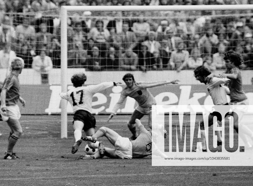 Soccer World Cup 1974 Final Germany Netherlands 2 1 7 7 1974 in Munich Wim jansen 6 Holland brings down Bernd Hoelzenbein in the penalty area Penalty kick HM