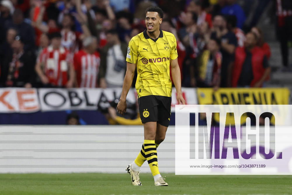 Felix Nmecha (Borussia Dortmund) looks on, UEFA Champions League 2023 24 - Quarter-final First Leg, Atletico Madrid vs Borussia Dortmund, Civitas Metropolitano Stadium, April 10, 2024, Madrid, Spain.